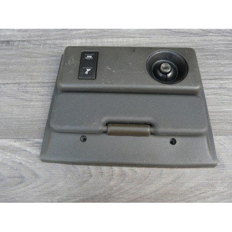 eclairage interieur plafonnier avec pare soleil renault 25 r25 finition tx 7700752028