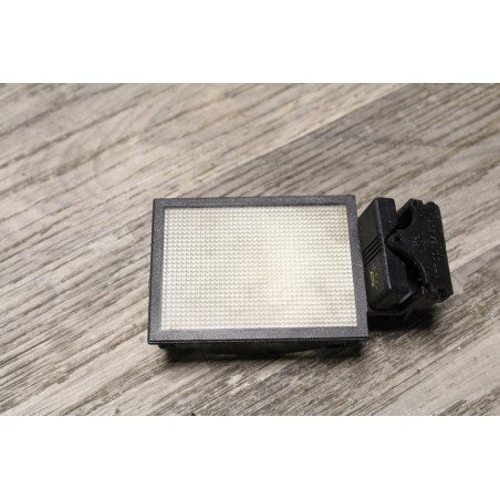 ECLAIRAGE PLAFONNIER INTERIEUR RENAULT R19 7700765506