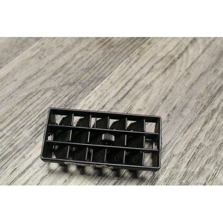 grille ventilation tableau de bord audi vw volkswagen seat golf 2 jetta 191819707