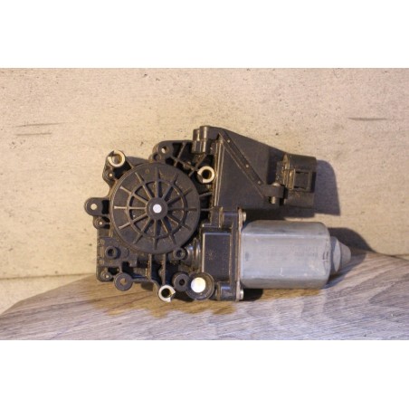 moteur leve vitre gauche avant arriere audi 8d0959801