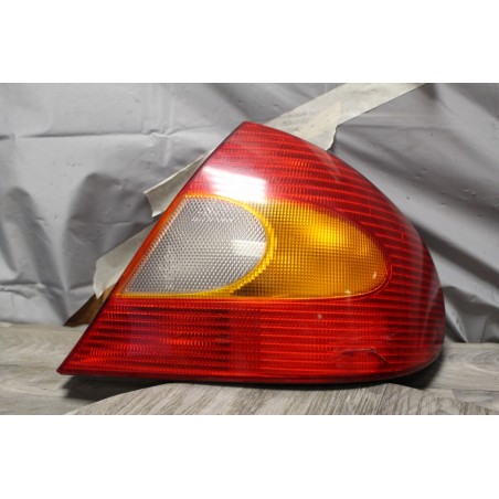 feu arriere droit ford mondeo 96BG13A602