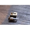 clips patte maintien fixation vitre gauche sur mecanisme renault clio megane scenic laguna velsatis