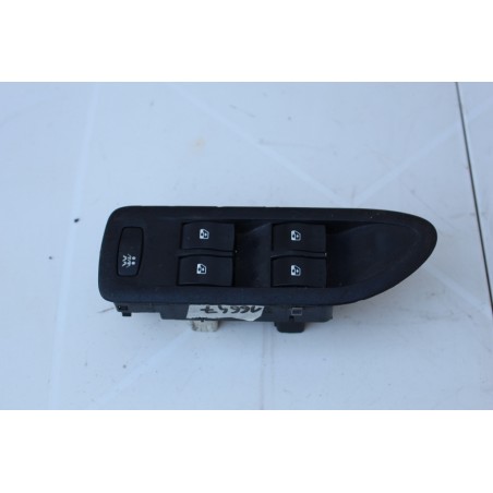 platine support bouton leve vitre electrique avant gauche conducteur renault laguna 2