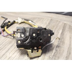 gache de porte droit audi a6 1996 - 2000