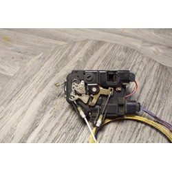 gache de porte droit audi a6 1996 - 2000