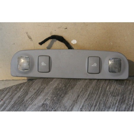 eclairage plafonnier interieur  AUDI A4 B6 8E0947111 A