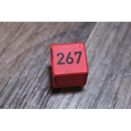 relais 267 commande embrayage magnetic 40A 12V audi vw volkswagen seat skoda 443919578