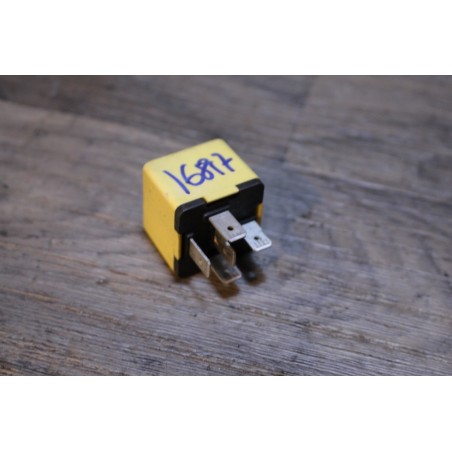 relais 5 broches 40A 12V bitron renault 8200051112