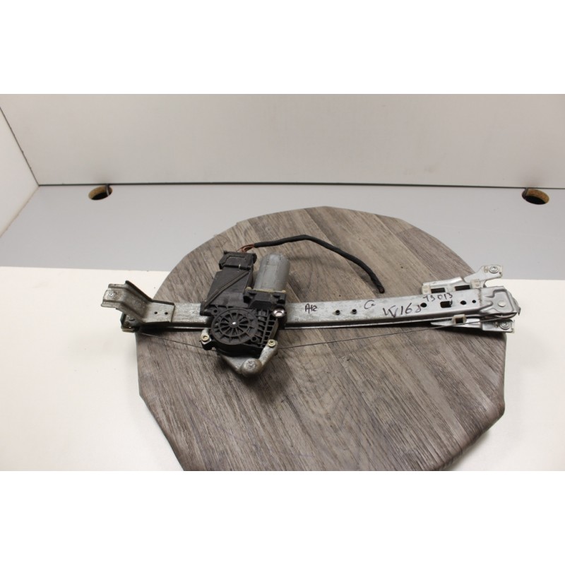 leve vitre electrique arriere gauche avec mecanisme mercedes class A 119831300 leve vitre electrique arriere gauche avec mecanisme mercedes class A 119831300