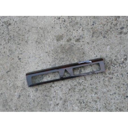 cache centrale bouton warning ronce de noyer audi 8D0863321 A