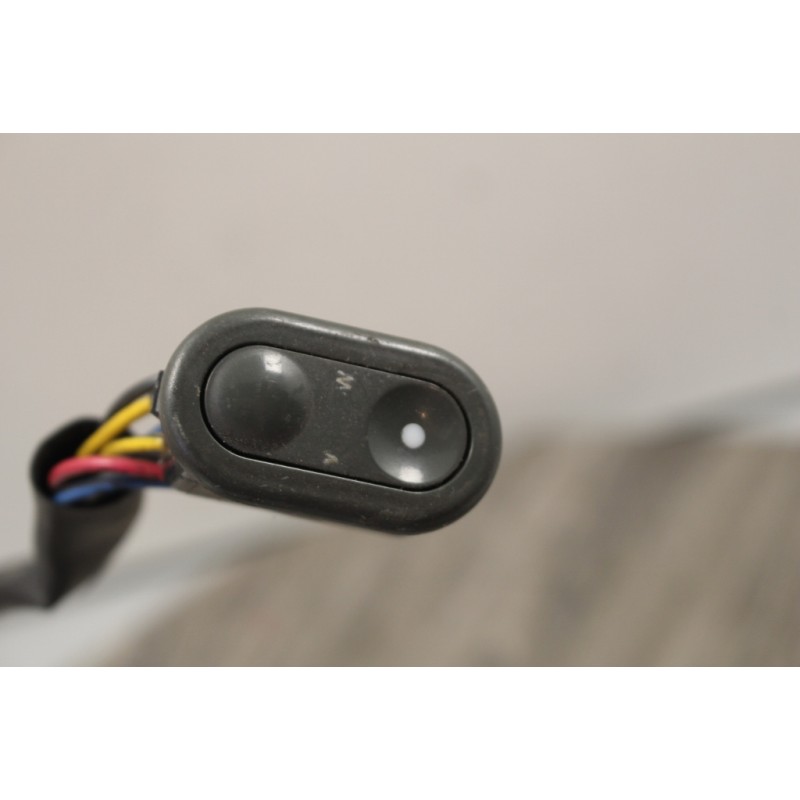 bouton leve vitre electrique avant droit daewoo espero