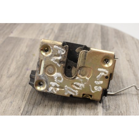 gache porte avant droit renault 19 r19 phase 2