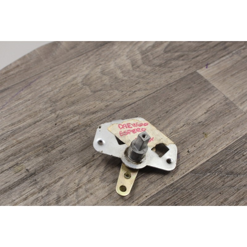 patte renvoi d angle ouverture interieur porte droit daewoo espero patte renvoi d angle ouverture interieur porte droit daewoo espero