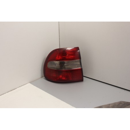 feu arriere gauche volvo v40