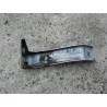 patte metal fixation avant gauche aile parechoc audi a4 8D0821135 D
