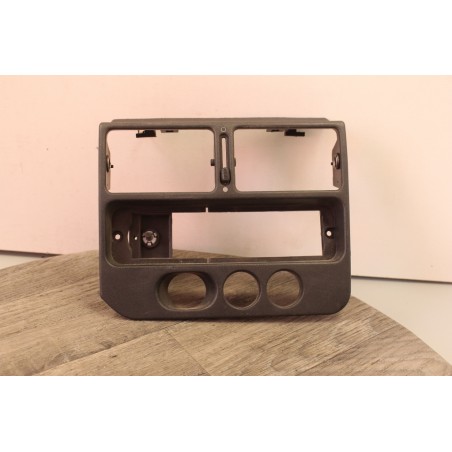 console centrale cache plastic tableau de bord peugeot 106 P106 9623892477