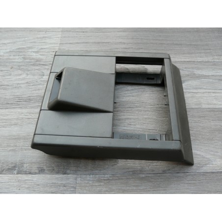 plastic support eclairage plafonnier renault clio 1 7700758368