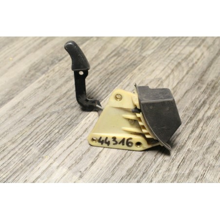 FIXATION CHARNIERE SIEGE ARRIERE