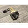 fixation charniere siege arriere peugeot 205 309