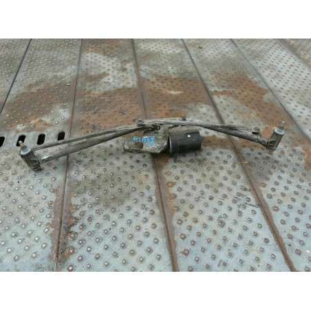 moteur essui glace avant  VOLKSWAGEN TRANSPORTEUR ANNEE 1997