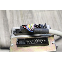 calculateur boitier actia LADA SAMARA 1.3 1991 P102381A