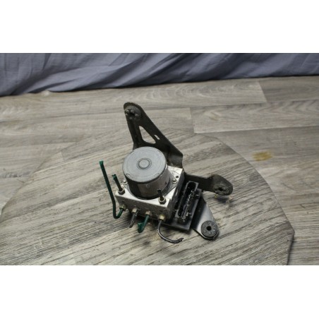 boitier ABS RENAULT MEGANE 2 0265231300 8200038695