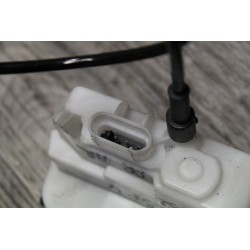 gache de porte arriere droit RENAULT ESPACE 4