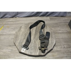 CEINTURE VENTRALE ARRIERE AVEC GACHE PEDONCULE HONDA CIVIC 1998