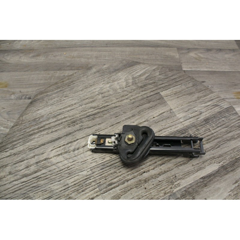 SUPPORT REGLAGE HAUTEUR CEINTURE AUDI A3 4A0857833 D