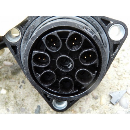 prise avec bout de faisceaux cable cablage mercedes 500 E annne 1996 berline