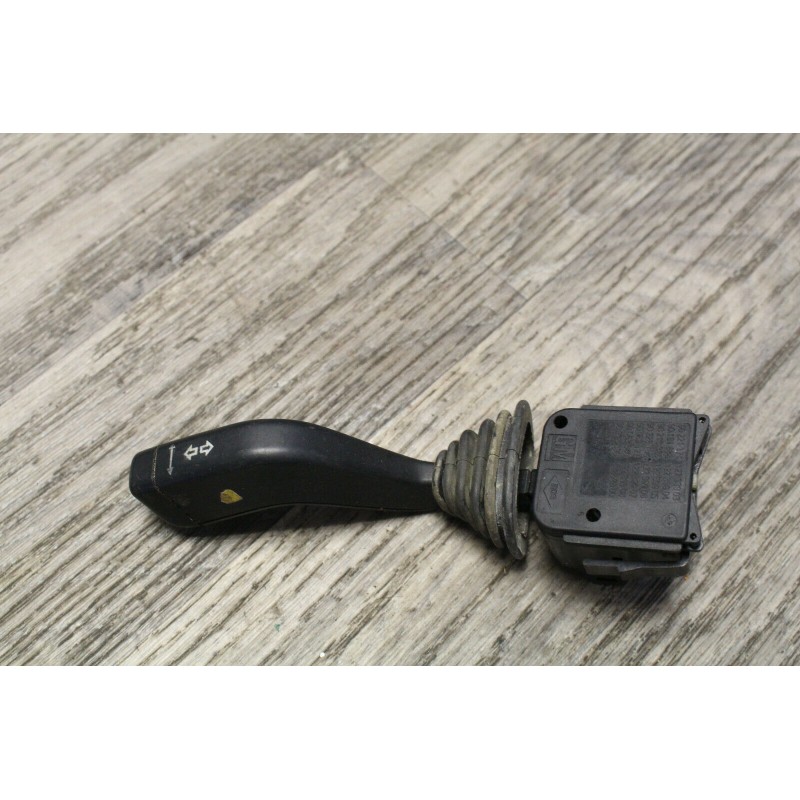 COMMODO PHARE OPEL CORSA 90221174