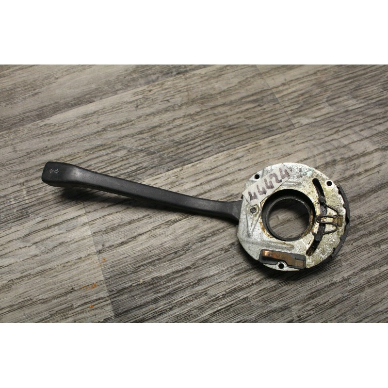 commodo clignotant VW VOLKSWAGEN GOLF 8193 dot sae qb 77