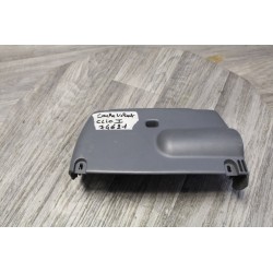 cache dessus colonne RENAULT CLIO 1 7700797604