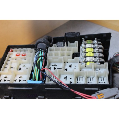 platine fusible support relais origine inconnue xjt1bvxrmp00