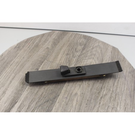 patte fixation avec reglage hauteur ceinture securite avant fiat tipo