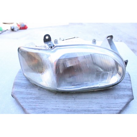 optique phare avant droit ford escort 1999
