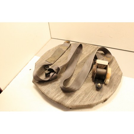 enrouleur ceinture securite arriere droit nissan 100nx