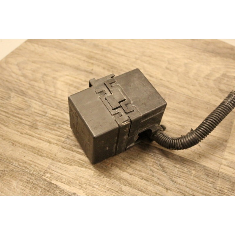 boitier support relais boite a fusible ford fiesta 4 2s6t14a390aa