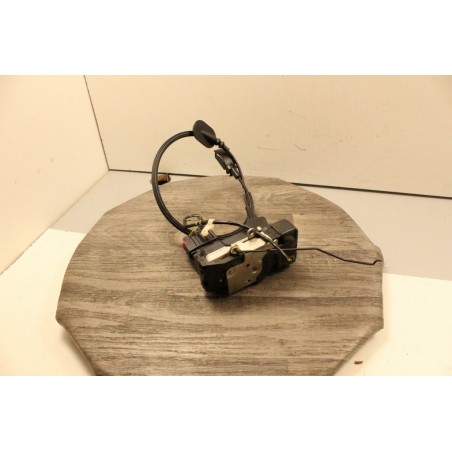gache  porte avant gauche fermeture centralise ford fiesta 4
