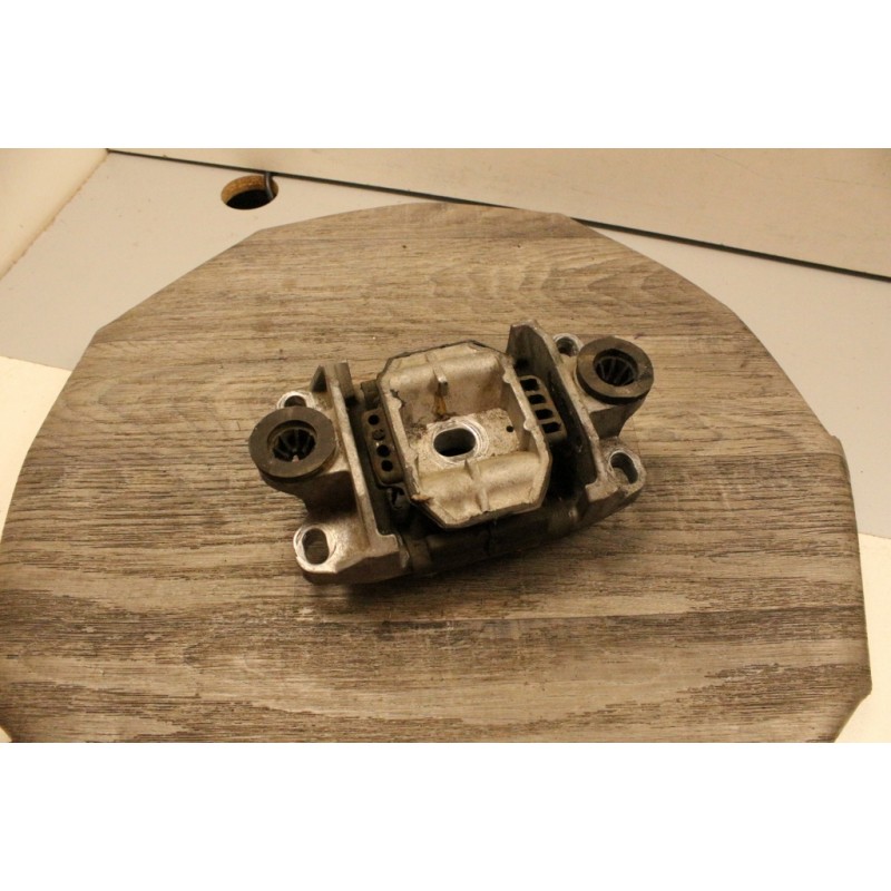 DOLCE & GABBANA Pull Rouge Logo En Relief En Coton Col Rond