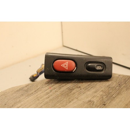 bouton warning feu de detresse renault laguna