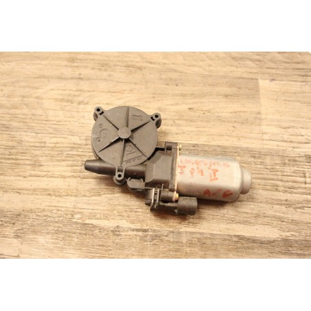 moteur leve vitre avant gauche renault clio