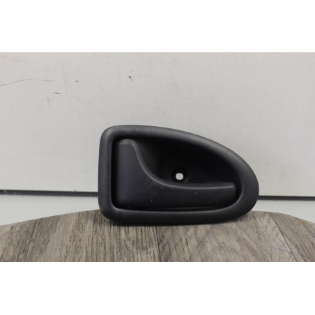 poignee interieur ouverture porte gauche renault 7700415974