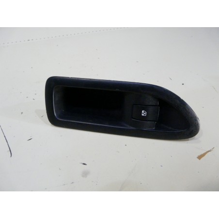bouton leve vitre electrique arriere droit renault laguna 2