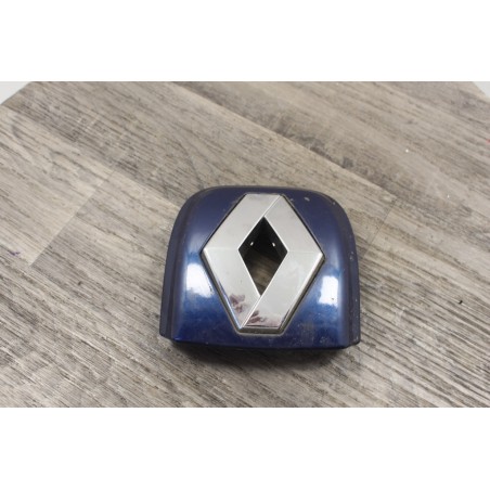insigne calandre renault clio 2 8200060918