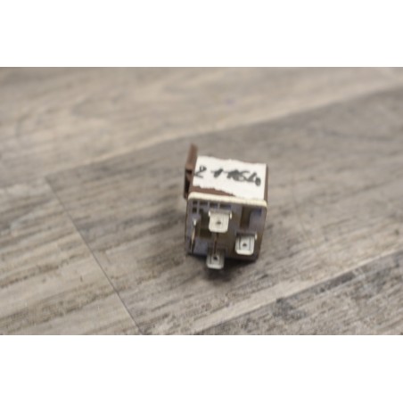 relais bitron 5 broches renault 7700810927