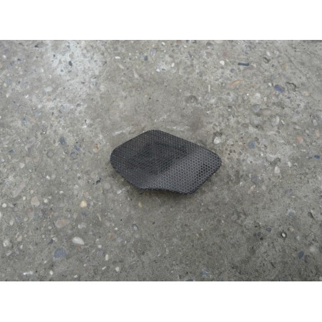 grille enceinte tweeter tableau de bord renault safrane 7700809700