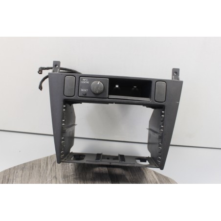 console centrale plastic support autoradio bouton commande ordinateur de bord volvo v40 s40 30613740