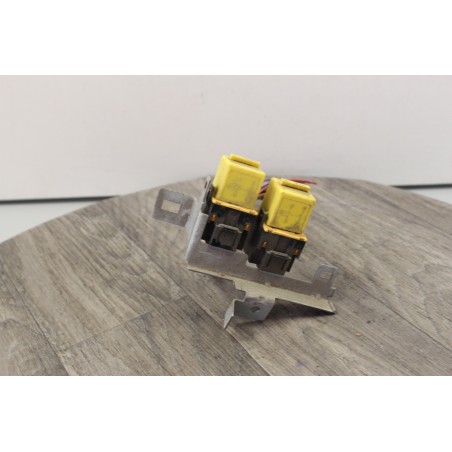 lot 2 relais jaune 4 broches rover serie MG 200 400 ywb10027