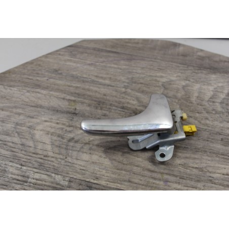 poignee interieur ouverture porte arriere droit chrome volvo v40 s40